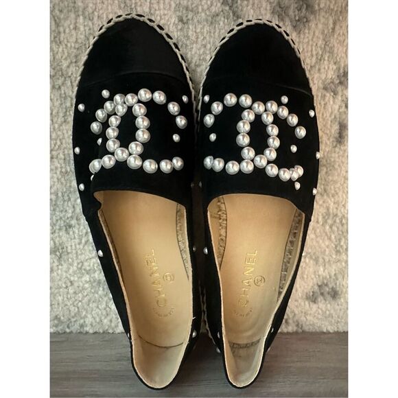CHANEL Suede Pearl CC Espadrilles EU 35 - Picture 1 of 12
